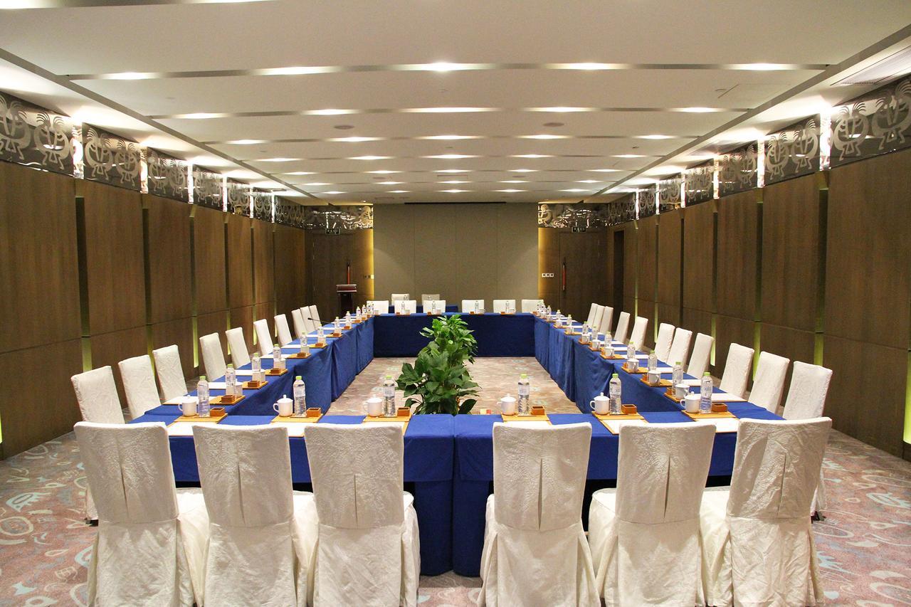 Gleetour Maya Hotel Wuhan Exterior foto
