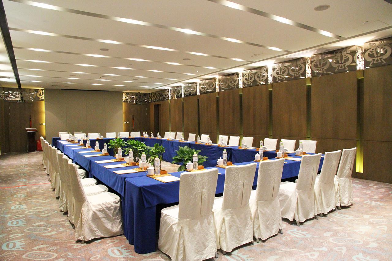 Gleetour Maya Hotel Wuhan Exterior foto
